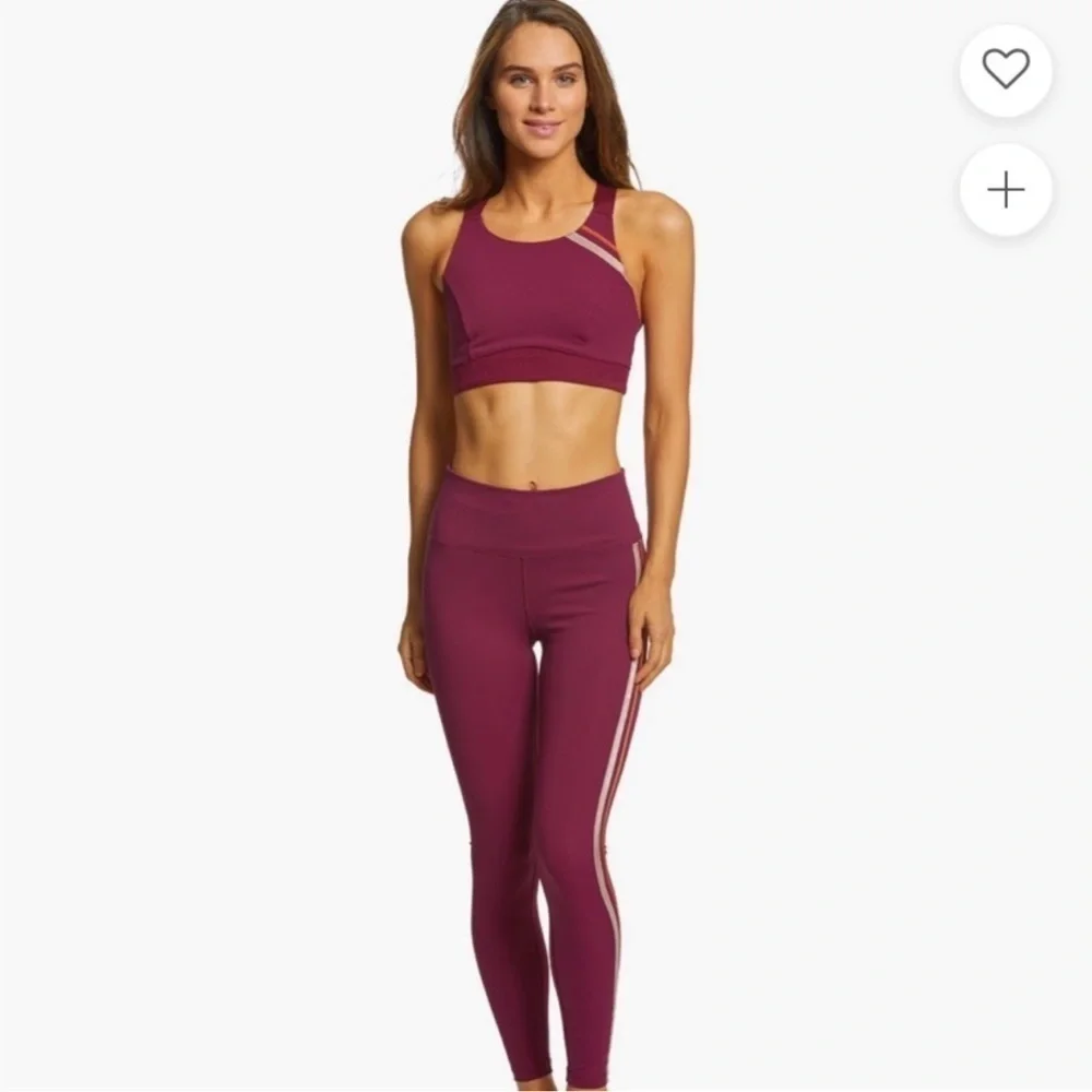 EUC - Free People Movement - Freestyle High Rise Leggings - Size XS - Rare Wine